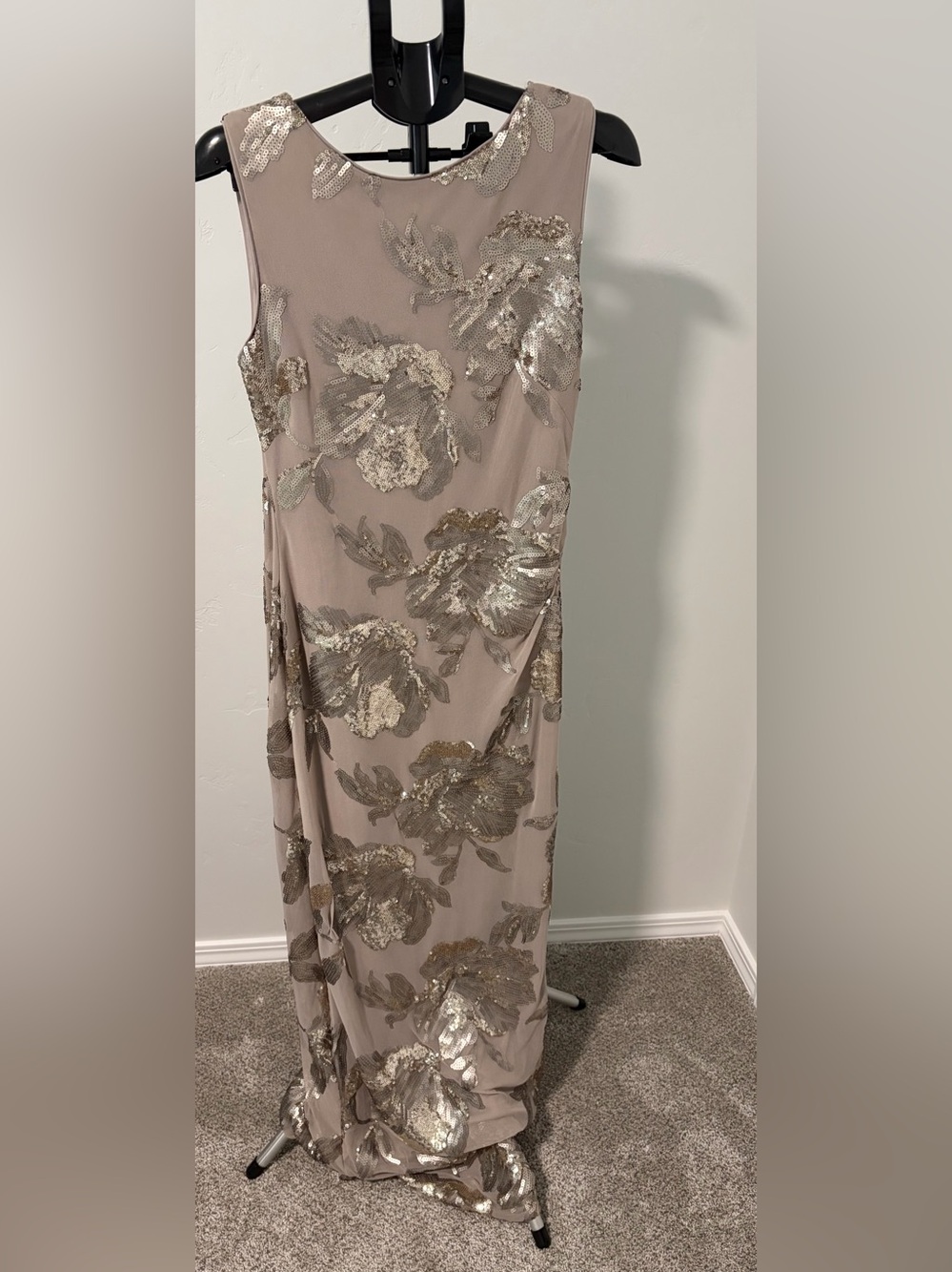 Donna Karan New York Floral Sequin Maxi Dress Size 12 Like New